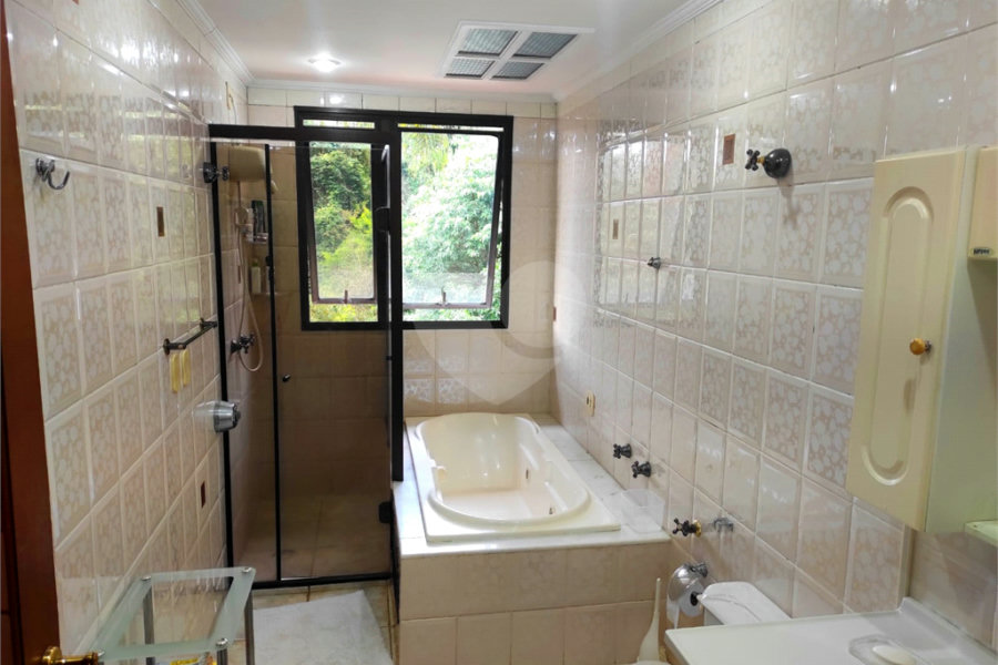 Sobrado à venda com 3 quartos, sendo 1 suíte, em Serra da Cantareira, Mairiporã, SP