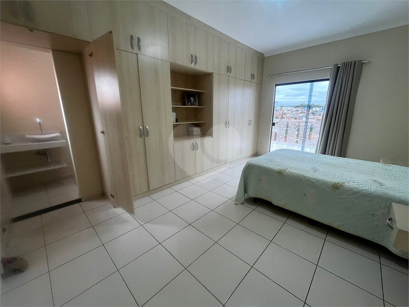 Casa à venda com 3 quartos, sendo 1 suíte, em Jardim Itália, Itapetininga, SP