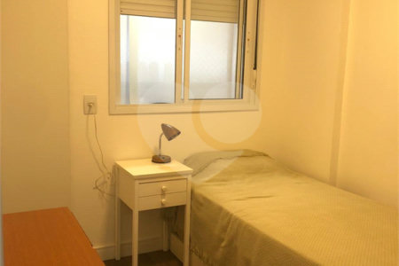 Apartamento à venda com 3 quartos, sendo 1 suíte, em Jardim Parque Morumbi, São Paulo, SP