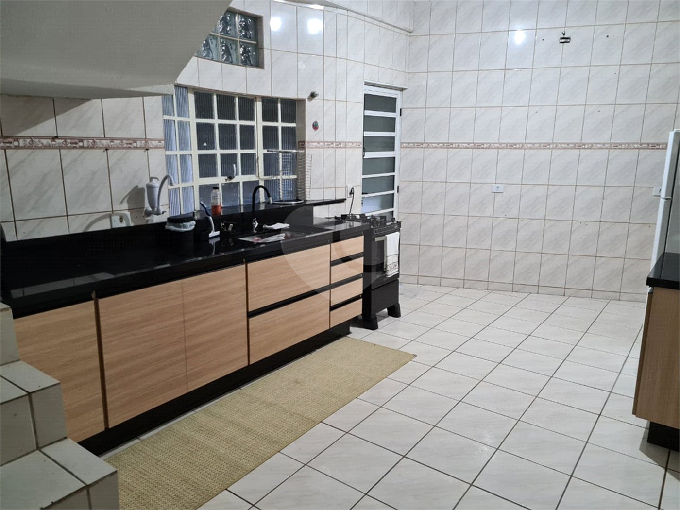 Sobrado à venda com 3 suítes em Jaraguá, São Paulo, SP