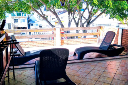 Sobrado à venda com 6 suítes em Vila Guarani (z Sul), São Paulo, SP