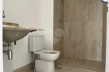 Apartamento à venda com 3 suítes em Campo Belo, São Paulo, SP