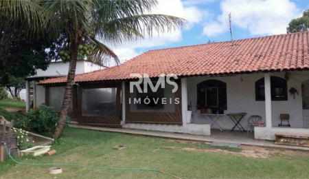 Chácara à venda com 3 quartos, sendo 2 suítes,  em Terras de Santa Carolina ii, Itu, SP