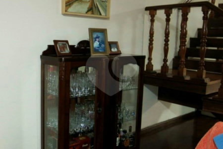 Sobrado à venda com 4 quartos, sendo 2 suítes,  em Jardim São Paulo(zona Norte), São Paulo, SP