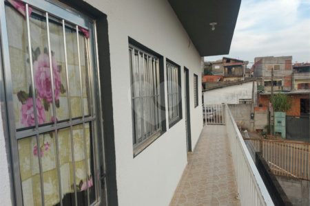 Sobrado à venda com 4 quartos em Capela, Vinhedo, SP