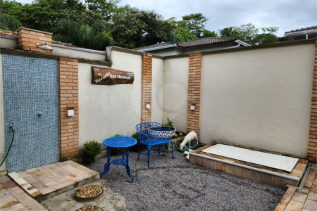 Casa à venda com 4 suítes no condomínio Pedra Grande, Atibaia - SP