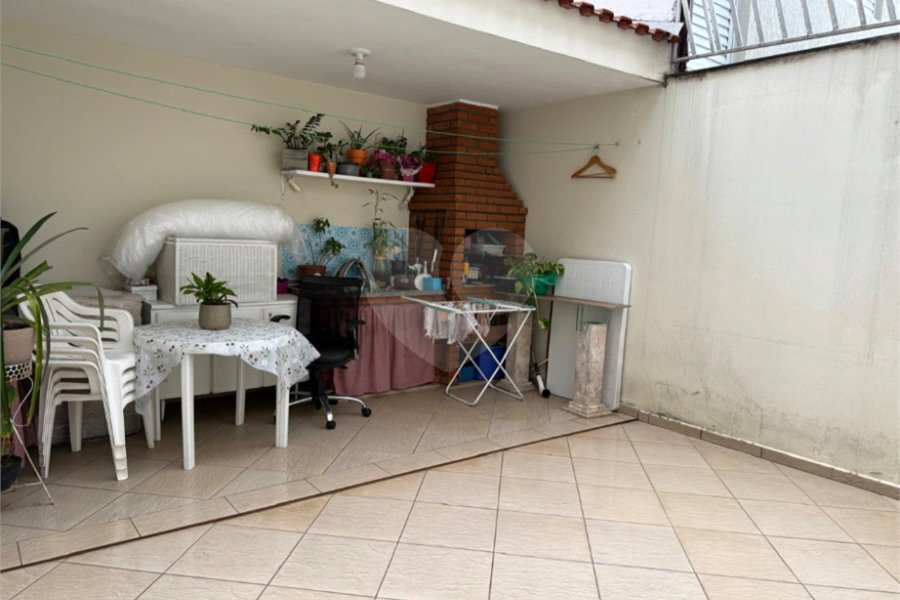 Sobrado à venda com 3 quartos, sendo 1 suíte, em Tremembé, São Paulo, SP