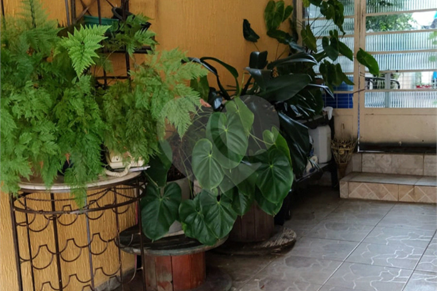 Sobrado à venda com 3 quartos, sendo 1 suíte, em Jardim Tabatinga, Guarulhos, SP