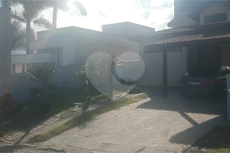 Casa à venda com 3 quartos, sendo 1 suíte,  no condomínio Aruã  Eco Park, Mogi das Cruzes - SP