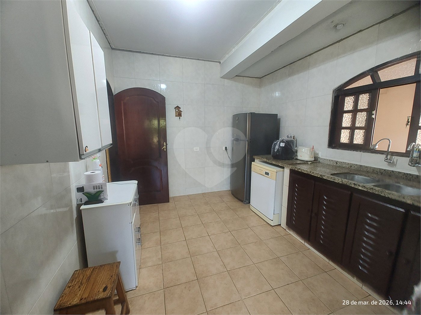 Chácara à venda com 4 quartos, sendo 3 suítes, em Campos de Atibaia, Atibaia, SP