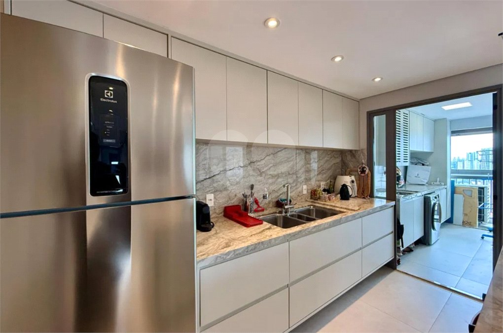 Apartamento à venda com 3 suítes em Santo Amaro, São Paulo, SP