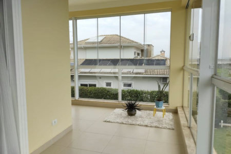 Casa à venda com 4 quartos, sendo 2 suítes, no condomínio Primavera, Salto - SP