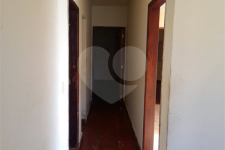 Casa à venda com 4 quartos, sendo 3 suítes, em Jardim Alvinópolis, Atibaia, SP