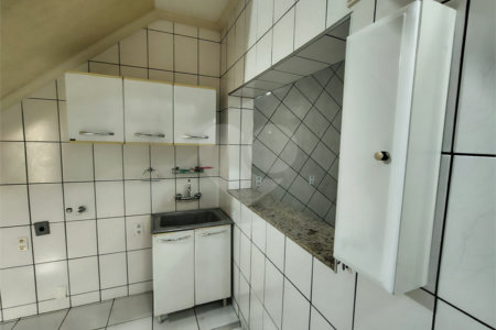 Casa ampla com 3 Quartos e 1 Suíte