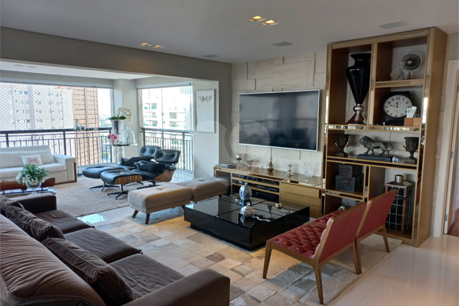 Apartamento à venda com 4 suítes em Santa Teresinha, São Paulo, SP