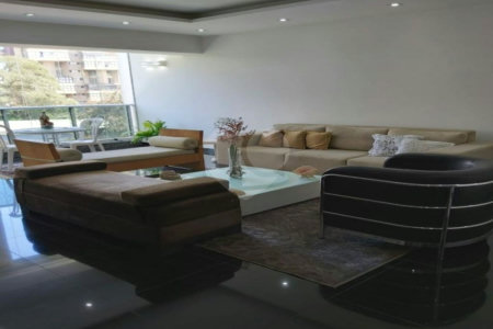 Apartamento à venda com 3 quartos, sendo 1 suíte, em Vila Andrade, São Paulo, SP