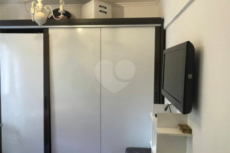 Apartamento à venda com 3 quartos, sendo 1 suíte, em Morumbi, São Paulo, SP