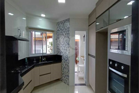 Sobrado à venda com 3 suítes em Residencial Monte Verde, Indaiatuba, SP