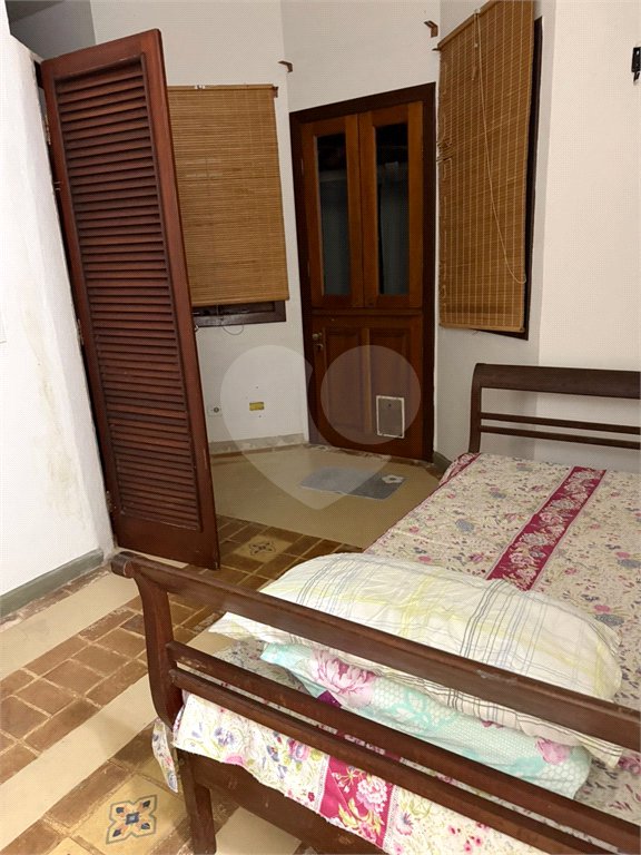 Casa à venda com 6 suítes em Massaguaçu, Caraguatatuba, SP