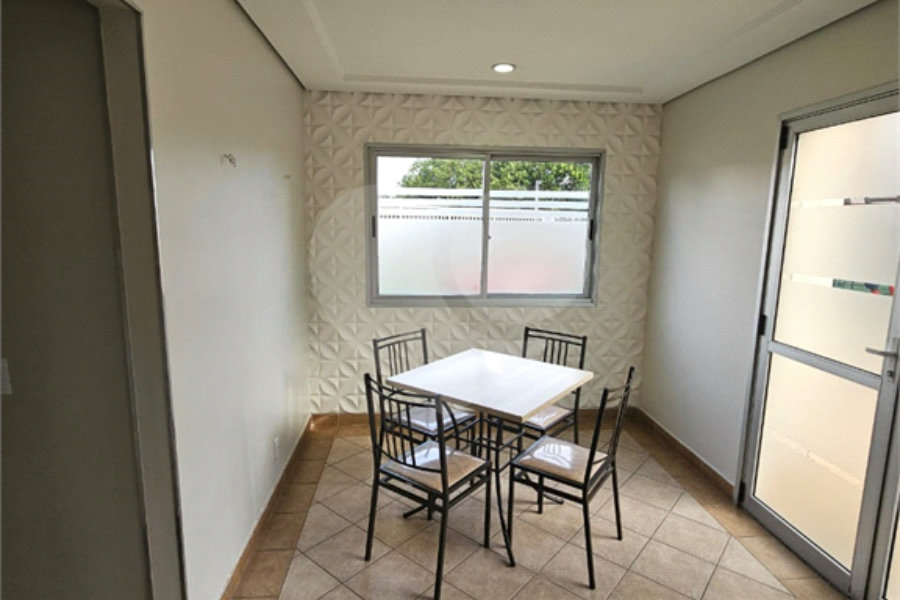 Apartamento à venda com 3 quartos em Vila Constança, São Paulo, SP