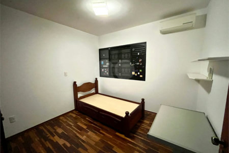 Casa Térrea à venda com 3 quartos, sendo 1 suíte,  em Cidade Universitária, Campinas, SP