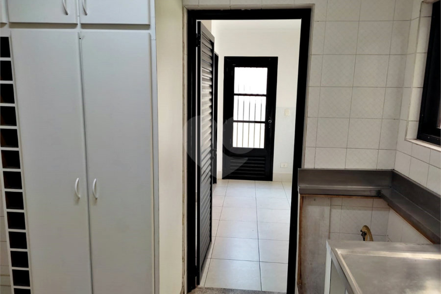Sobrado à venda com 3 quartos, sendo 1 suíte,  em Vila Medeiros, São Paulo, SP