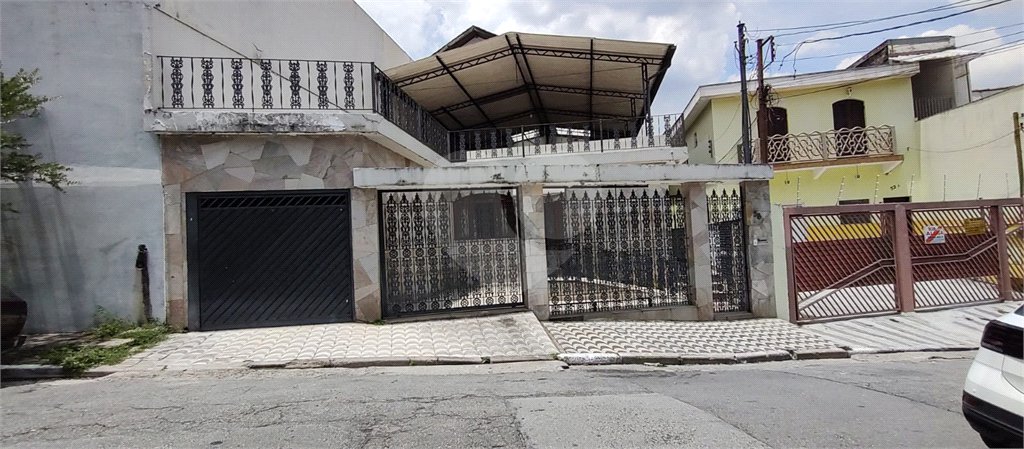 Casa Térrea à venda com 3 quartos, sendo 2 suítes, em Horto, São Paulo, SP