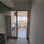 Apartamento à venda com 3 suítes em Vila Anastácio, São Paulo, SP