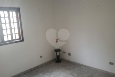 Sobrado à venda ou para alugar com 4 quartos, sendo 2 suítes, em Vila Congonhas, São Paulo, SP