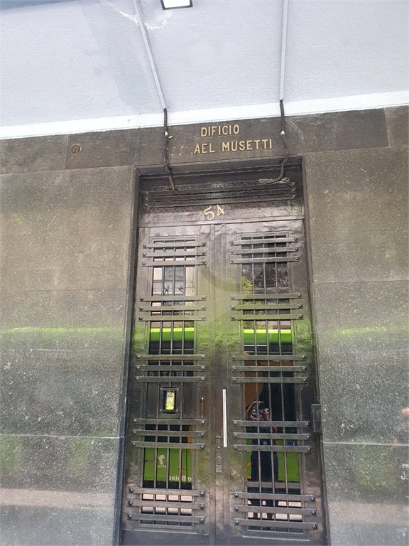Apartamento à venda com 2 quartos em Bela Vista, São Paulo, SP