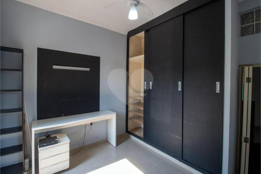 Casa à venda com 3 quartos, sendo 1 suíte, em Butantã, São Paulo, SP