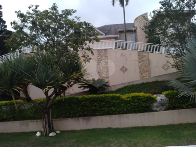 Sobrado à venda com 4 quartos, sendo 2 suítes,  em Serra da Cantareira, Mairiporã, SP