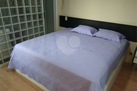 Casa à venda com 3 quartos, sendo 1 suíte,  no condomínio Conselheiro Ferraz, Rio de Janeiro - RJ