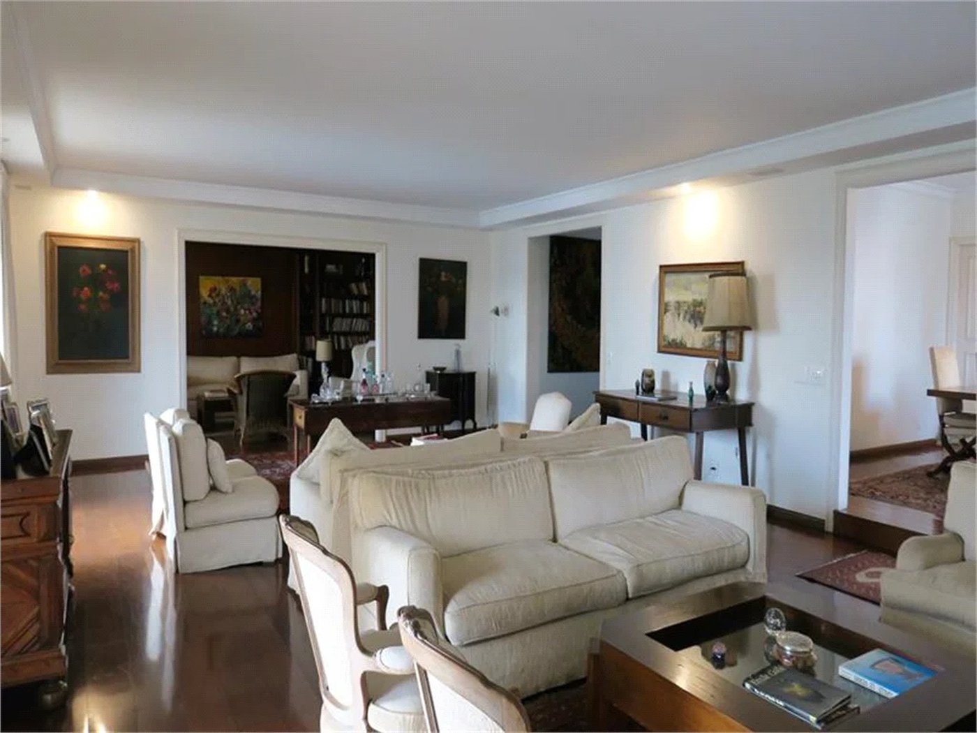 Apartamento à venda com 3 quartos, sendo 2 suítes,  em Real Parque, São Paulo, SP