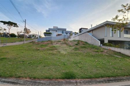 Terreno à venda no condomínio Santa Isabel I, Louveira - SP