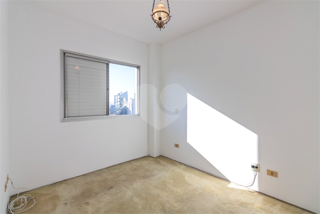 Apartamento à venda com 2 quartos, sendo 1 suíte,  em Itaim Bibi, São Paulo, SP