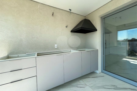 Apartamento à venda com 3 quartos, sendo 1 suíte,  em Jardim Marajoara, São Paulo, SP