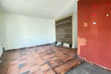 Casa Térrea à venda com 4 quartos, sendo 1 suíte, em Água Fria, São Paulo, SP