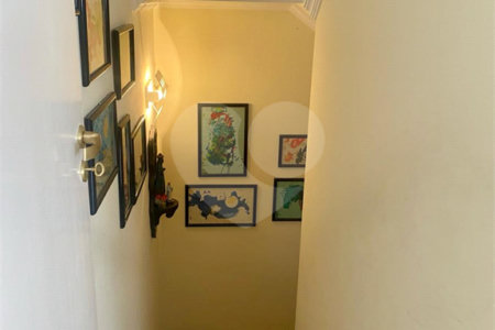 Casa à venda com 4 quartos, sendo 3 suítes, em Jardim Maia, Guarulhos, SP