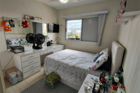 Apartamento à venda com 4 quartos, sendo 3 suítes, em Jardim Londrina, São Paulo, SP