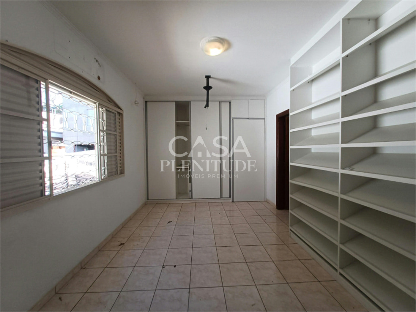 Casa à venda com 3 quartos, sendo 1 suíte, em Jardim Carolina, Sorocaba, SP
