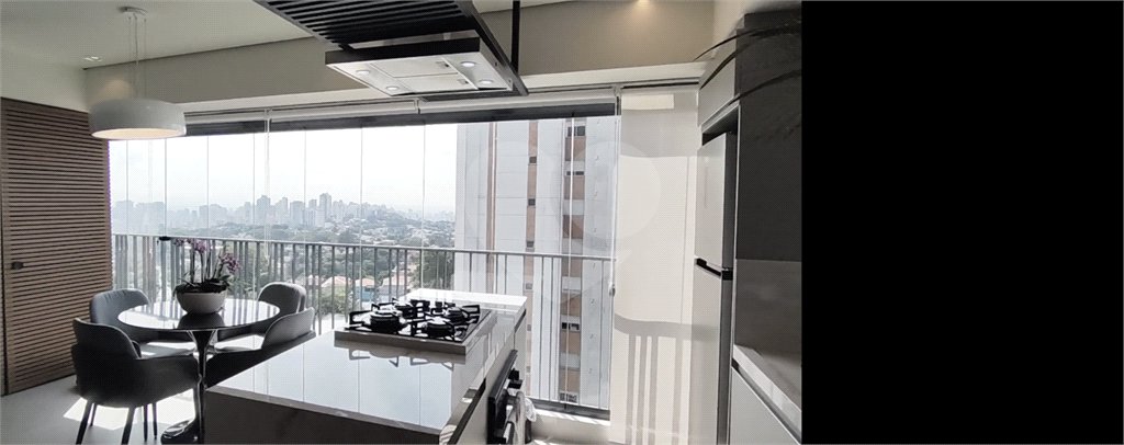 Apartamento à venda com 2 suítes em Pinheiros, São Paulo, SP