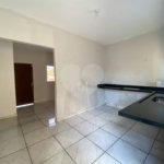 Casa Térrea à venda com 2 quartos em Petrópolis, Várzea Grande, MT