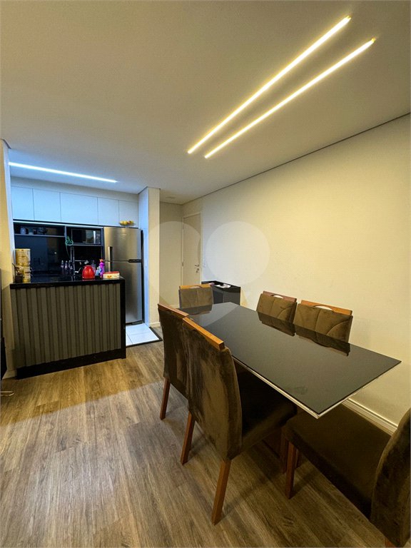 Apartamento à venda com 2 quartos, sendo 1 suíte,  em Jardim Flor da Montanha, Guarulhos, SP