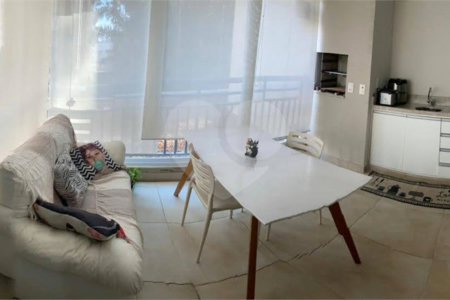 Apartamento à venda com 3 quartos, sendo 1 suíte, em Baeta Neves, São Bernardo do Campo, SP