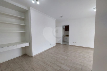Apartamento para alugar com 2 quartos, sendo 1 suíte, em Parque São Domingos, São Paulo, SP