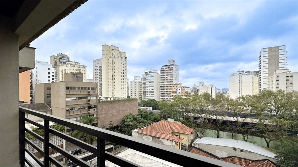 Apartamento à venda ou para alugar com 2 suítes em Cerqueira César, São Paulo, SP