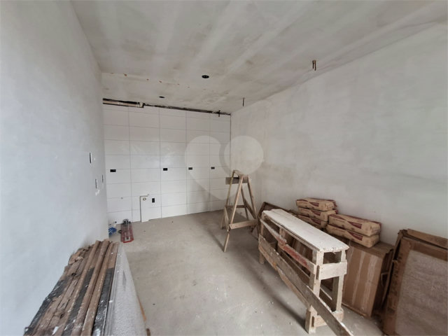 Casa à venda com 2 quartos no condomínio Ângelo Calandrino, São Paulo - SP