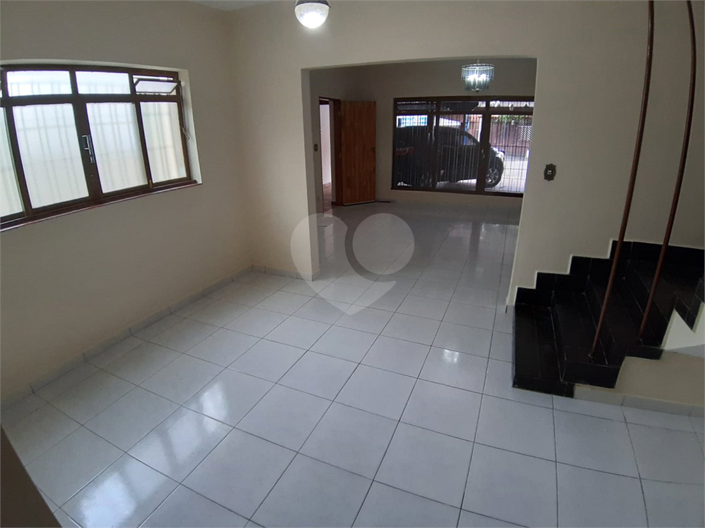 Casa à venda com 3 quartos, sendo 1 suíte,  em Vila Gomes, São Paulo, SP