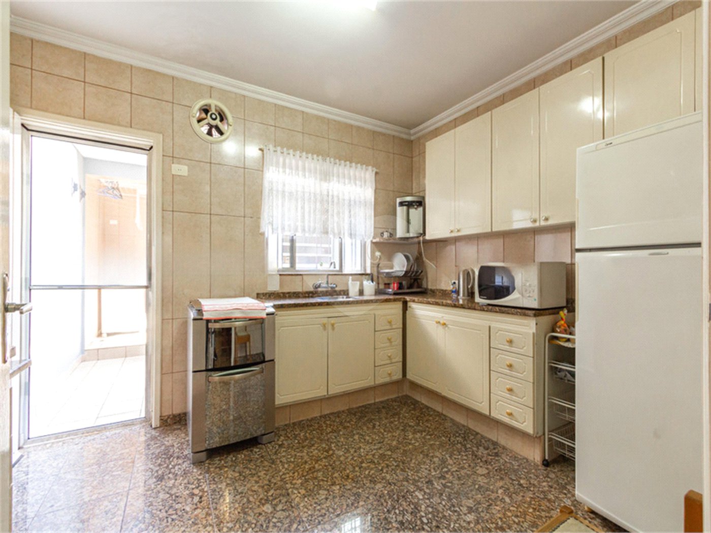 Sobrado à venda com 3 quartos, sendo 1 suíte, em Chácara Santo Antônio, São Paulo, SP